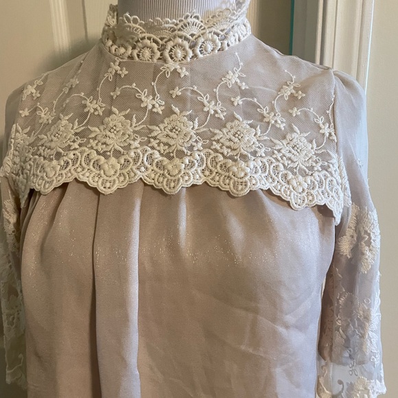 Elegant Ivory mini dress - Picture 2 of 9